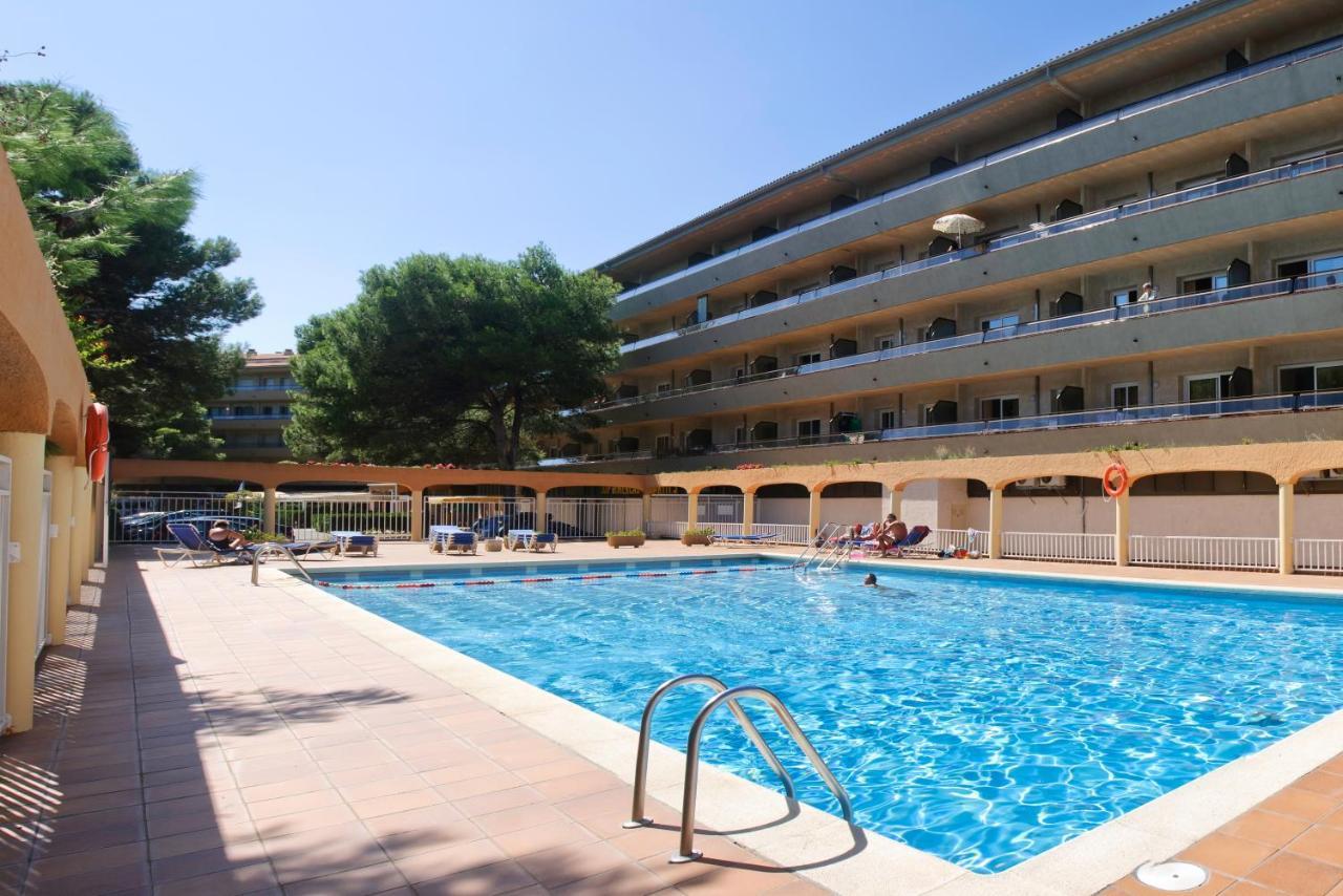 Rvapartaments La Pineda أولاستارتيت المظهر الخارجي الصورة