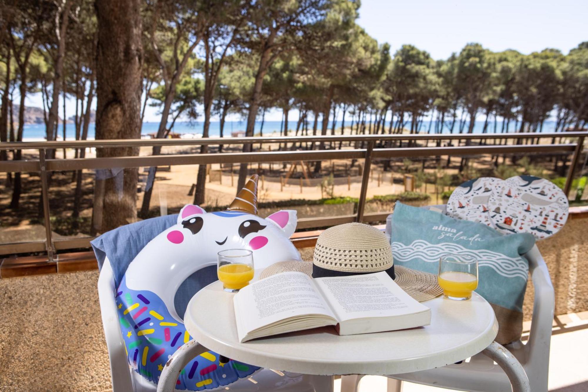 Rvapartaments La Pineda أولاستارتيت المظهر الخارجي الصورة