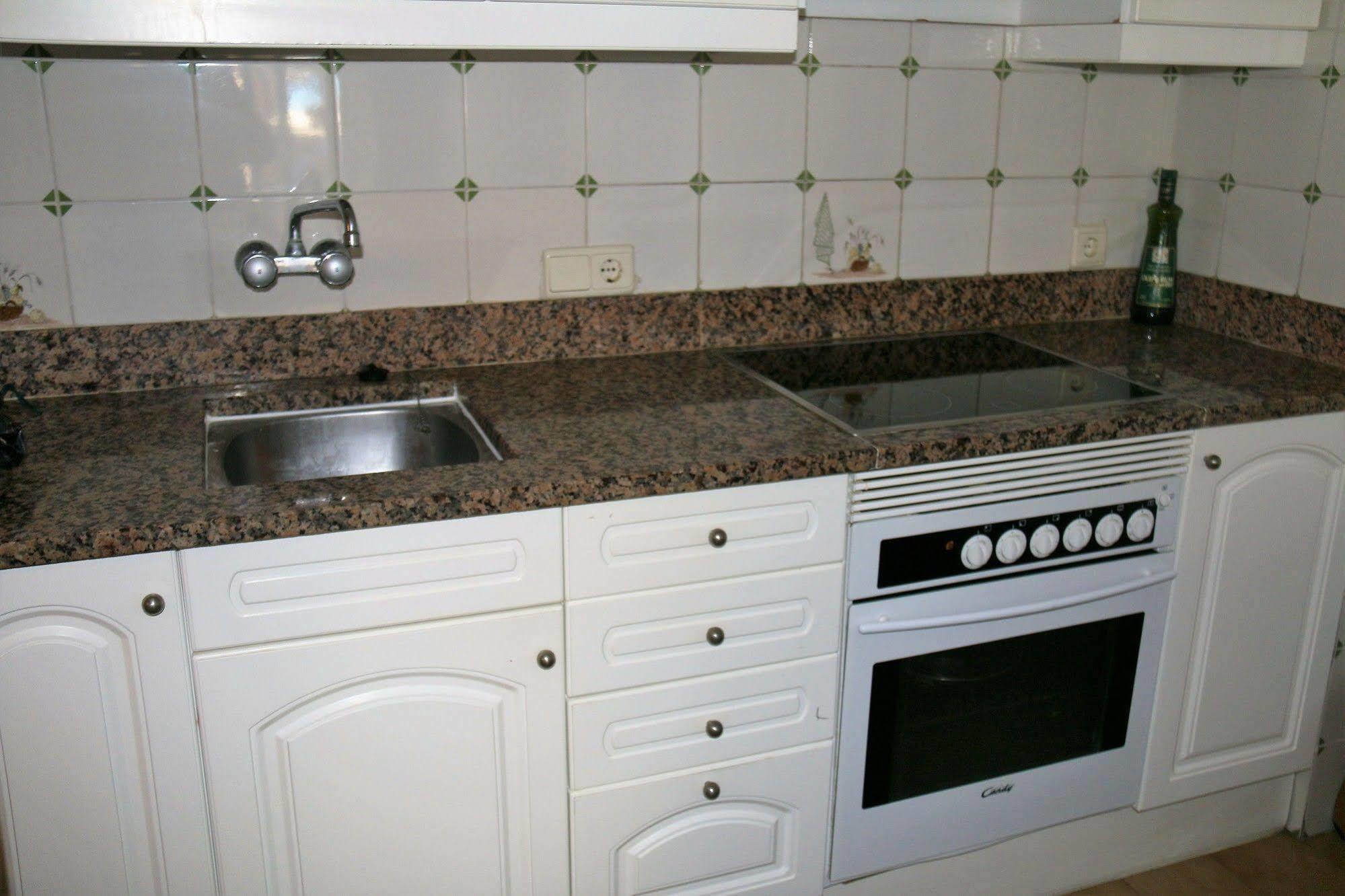 Rvapartaments La Pineda أولاستارتيت المظهر الخارجي الصورة