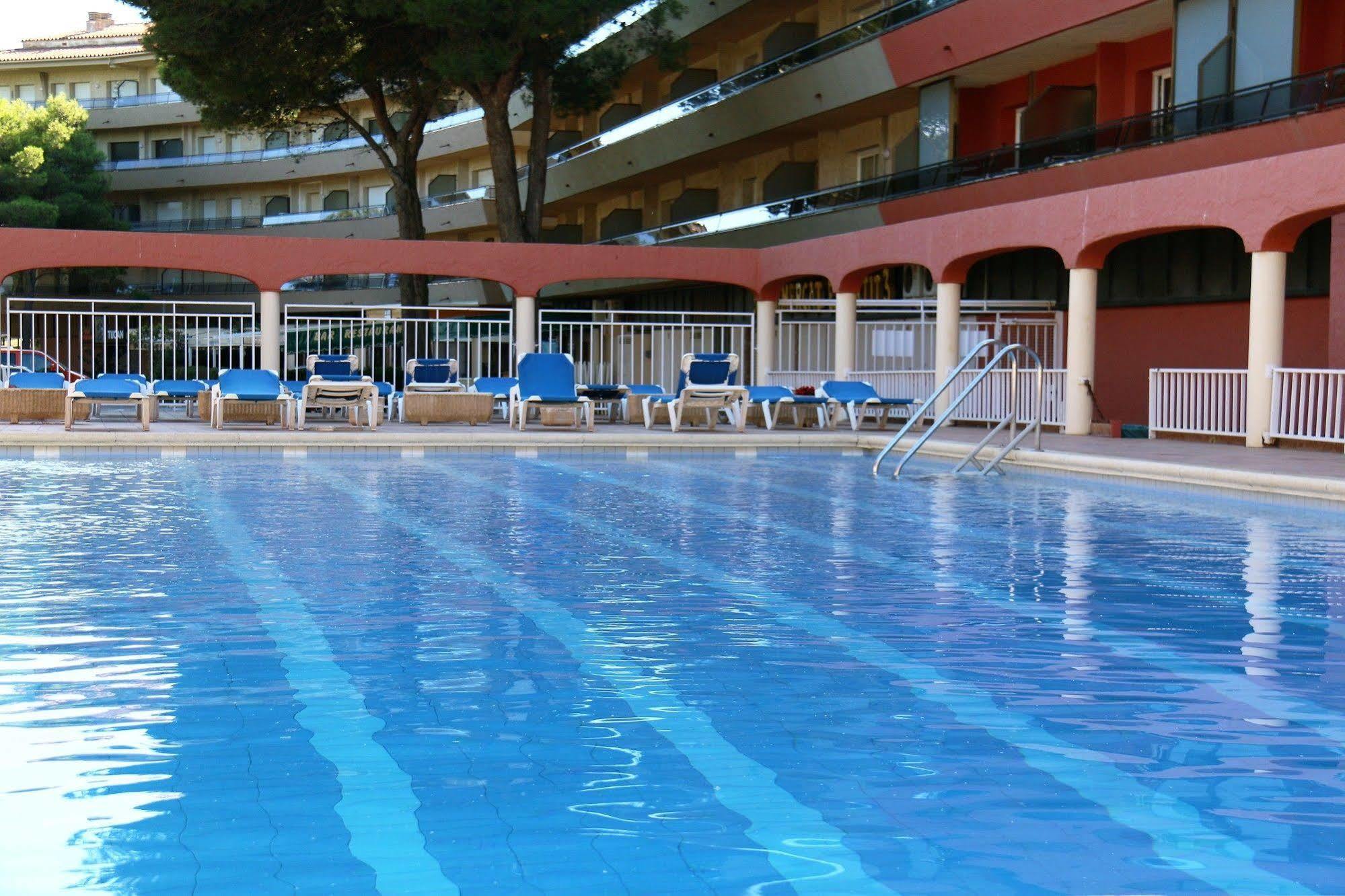 Rvapartaments La Pineda أولاستارتيت المظهر الخارجي الصورة